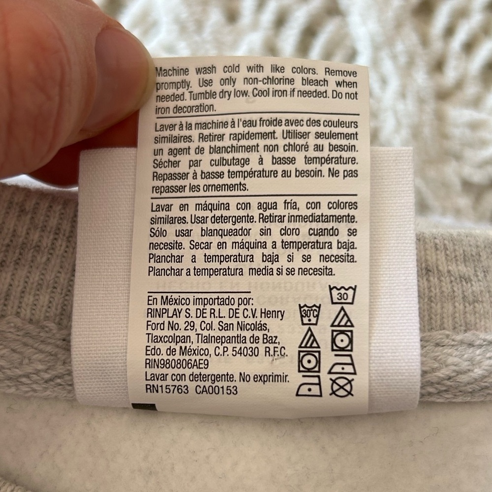 Champion Cropped Sweatshirt - Picture 7 of 7